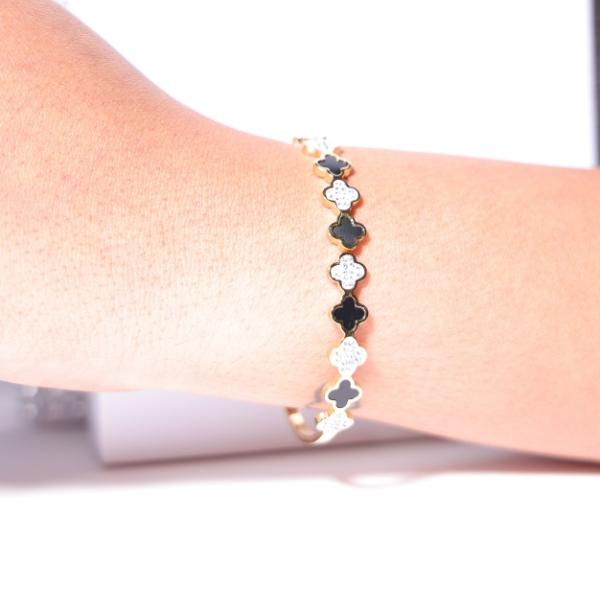 IRAMAT Elegant Gold & Black Clover Bracelet - Stylish Fashion Accessory for Everyday Glamour | Ideal for Gifting & Special Occasions
