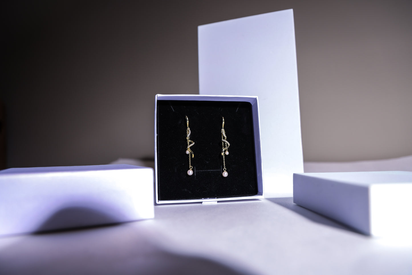 Chic White Pearl Earrings in 925 Silver with Gold Finish